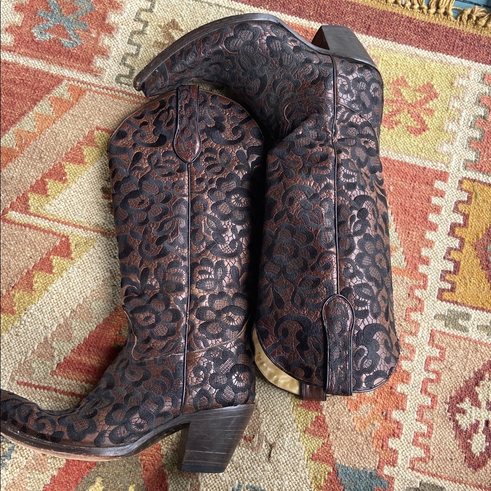 Corral‎ Lace Embroidered Cowboy Boots. Size 10 - Picture 2 of 11